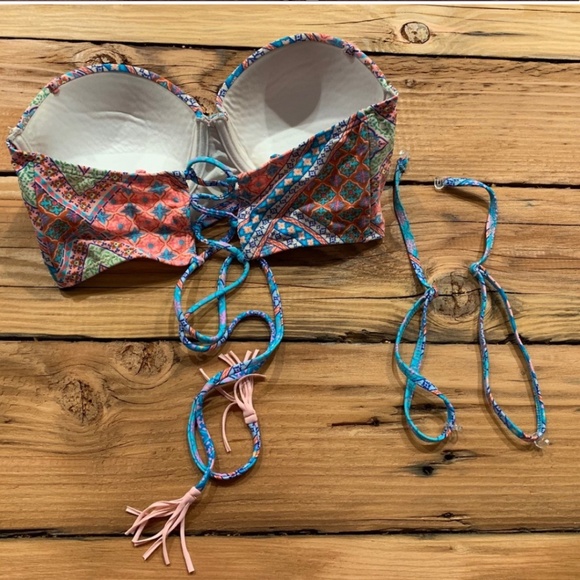 Bathing suit Top - Picture 2 of 2